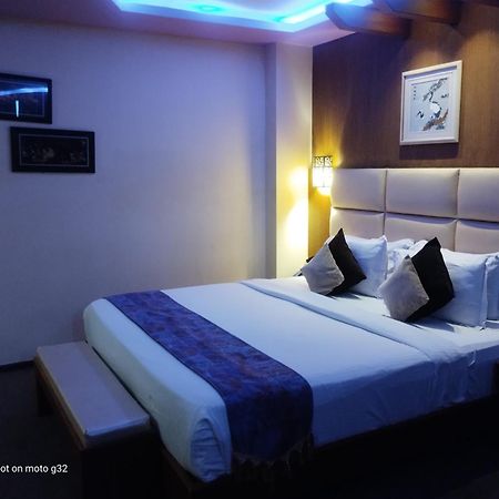 Dolphin Chocolate Inn Chandannagar Εξωτερικό φωτογραφία