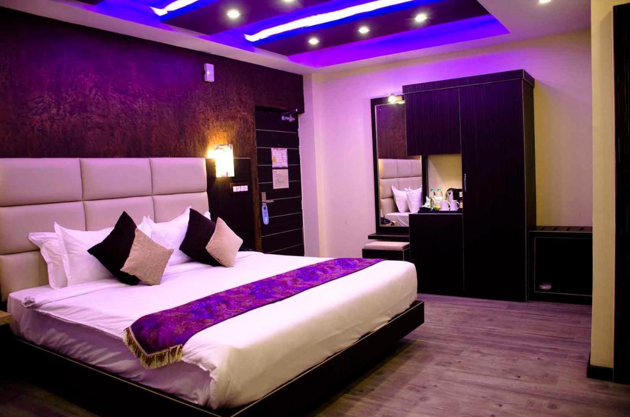 Dolphin Chocolate Inn Chandannagar Εξωτερικό φωτογραφία