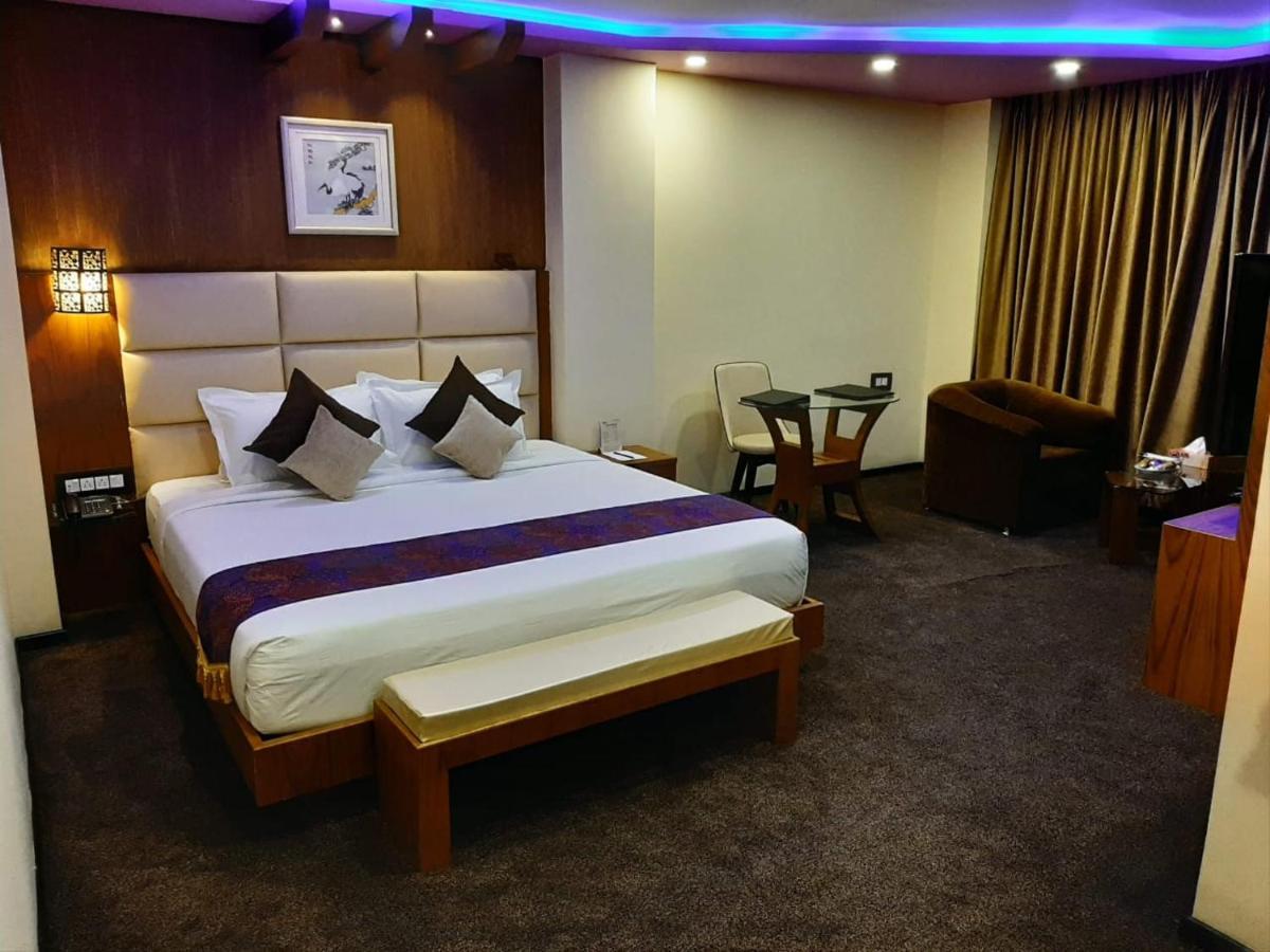 Dolphin Chocolate Inn Chandannagar Εξωτερικό φωτογραφία