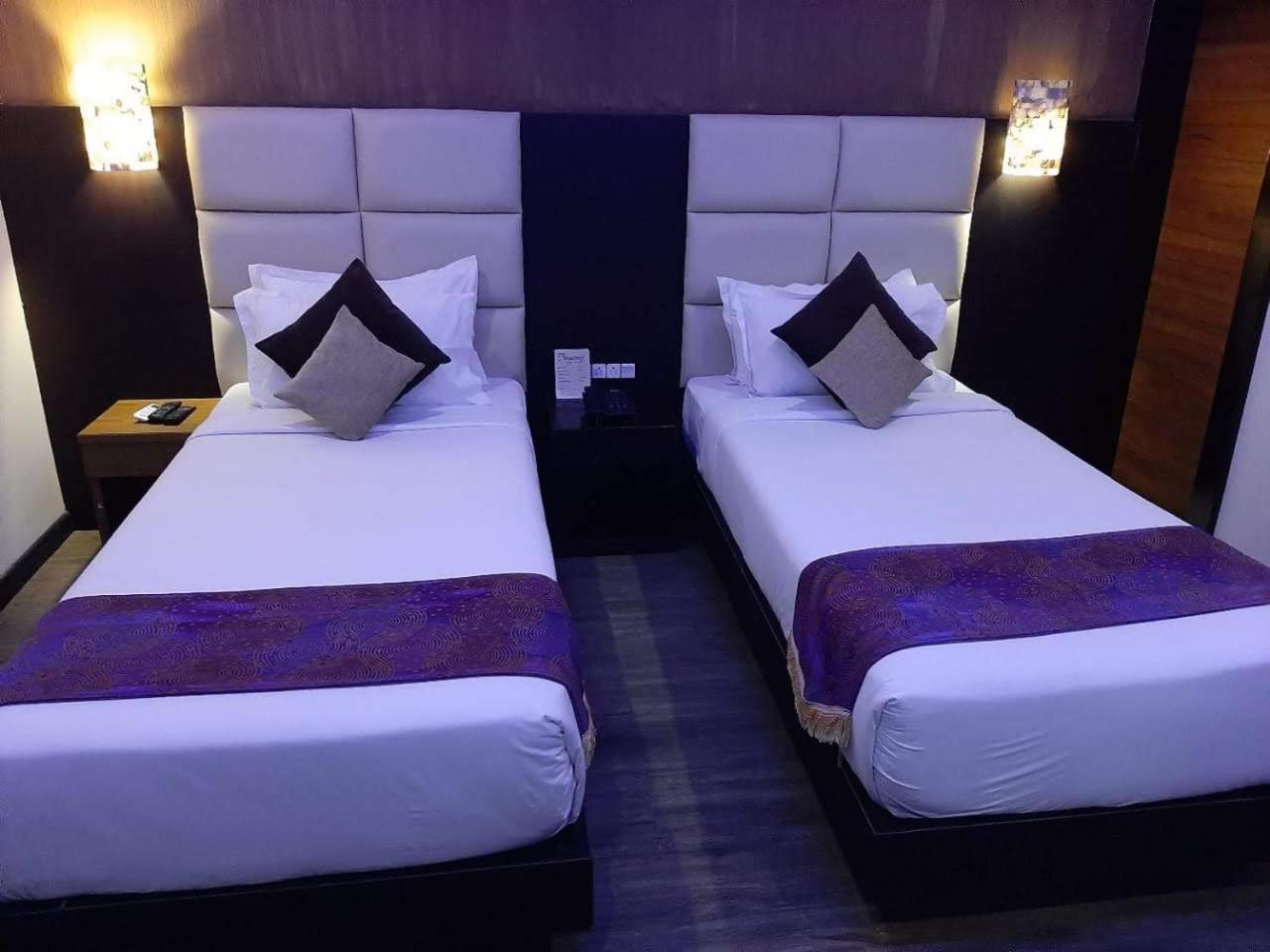 Dolphin Chocolate Inn Chandannagar Εξωτερικό φωτογραφία