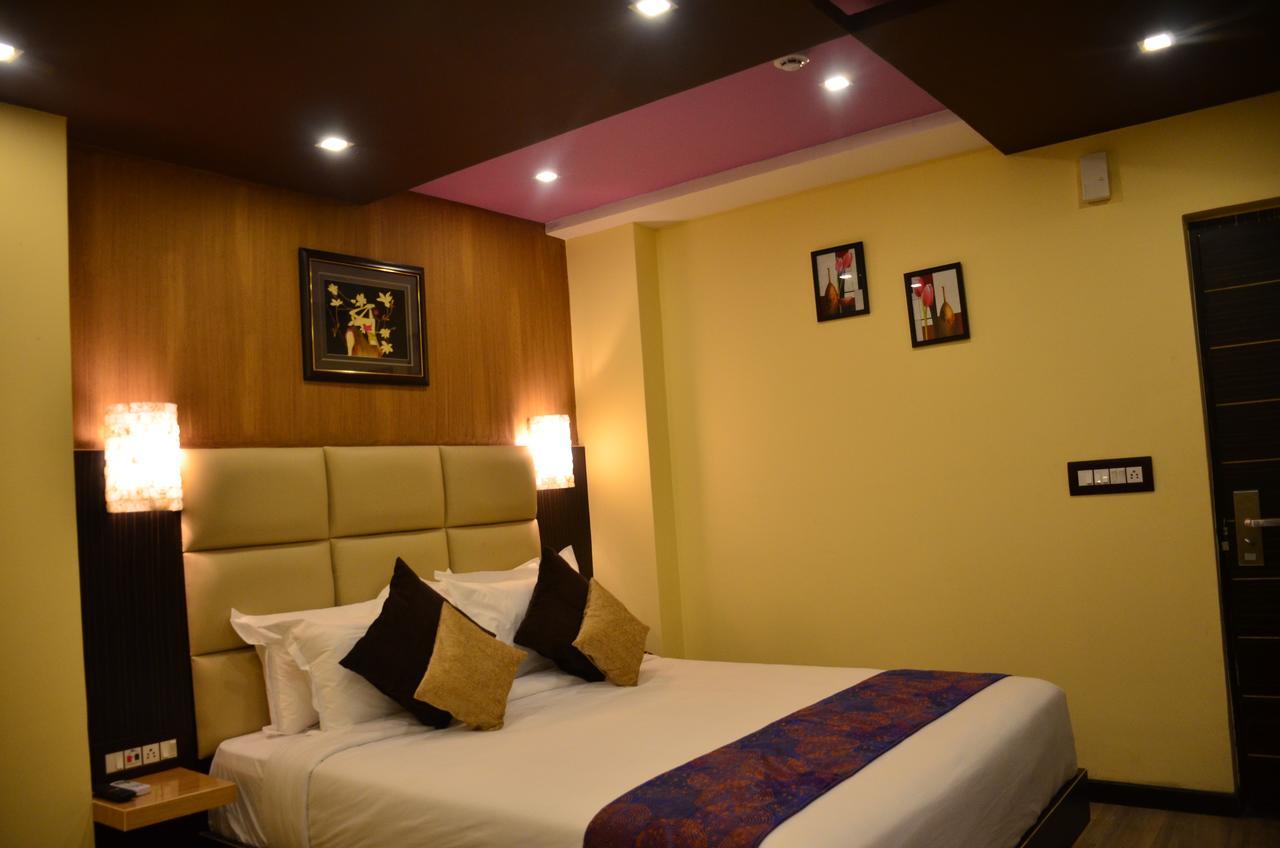 Dolphin Chocolate Inn Chandannagar Εξωτερικό φωτογραφία