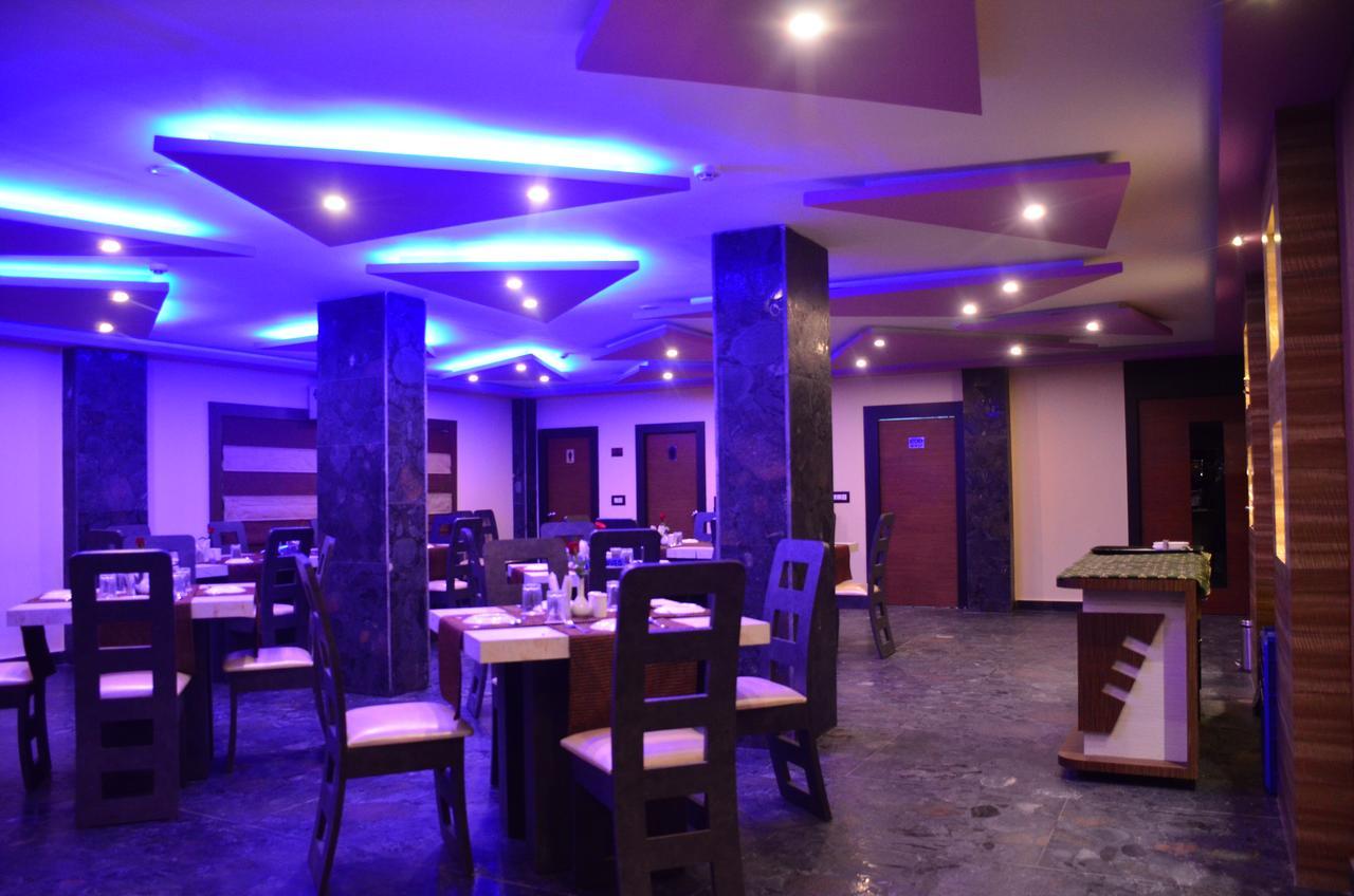 Dolphin Chocolate Inn Chandannagar Εξωτερικό φωτογραφία