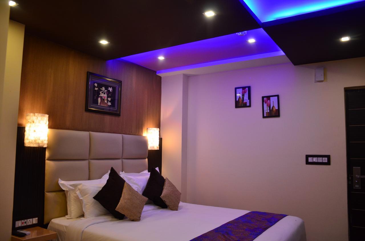 Dolphin Chocolate Inn Chandannagar Εξωτερικό φωτογραφία