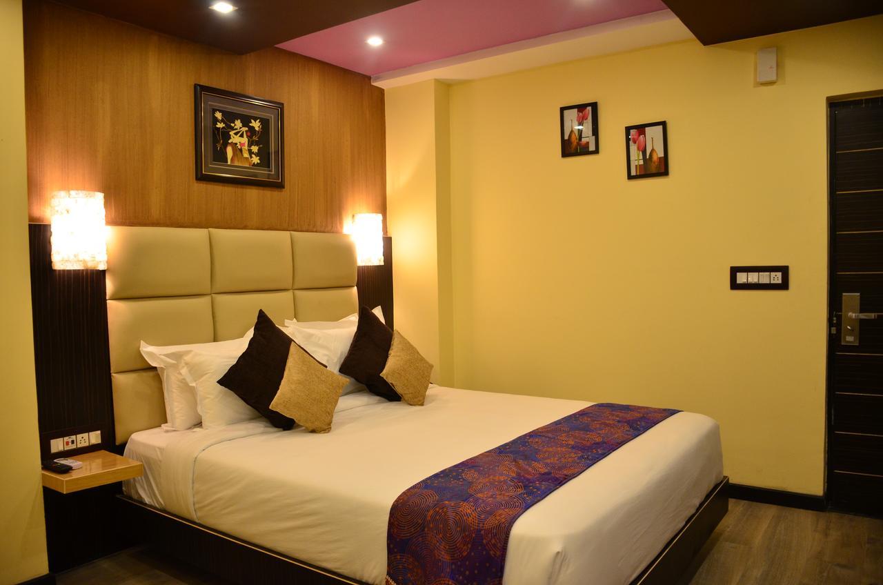 Dolphin Chocolate Inn Chandannagar Εξωτερικό φωτογραφία