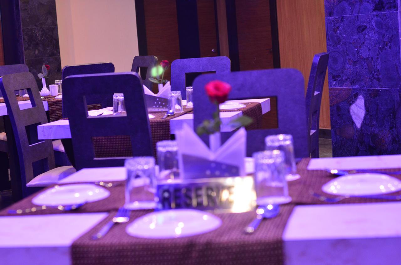 Dolphin Chocolate Inn Chandannagar Εξωτερικό φωτογραφία