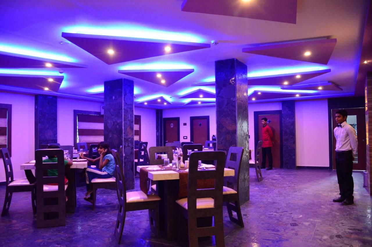 Dolphin Chocolate Inn Chandannagar Εξωτερικό φωτογραφία
